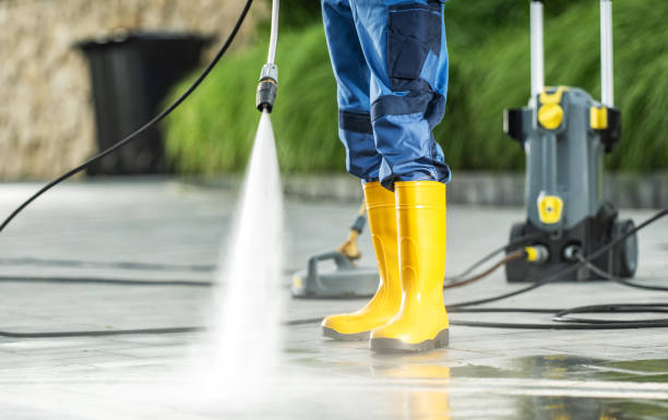 Best Garage Pressure Washing  in Cypress Gardens, FL